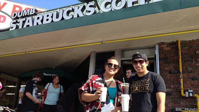 Dumb Starbucks en Los Ángeles, California