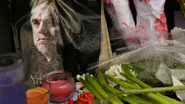 Flores en honor a Philip Seymour Hoffman 