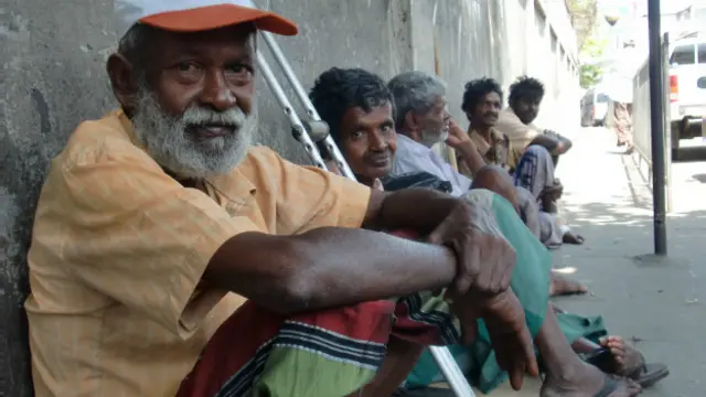 'යාචකයන් ලෙස පෙනී සිටිමින් අපරාධ, මත්ද්‍රව්‍ය ජාවාරම ඇතුළු සමාජ විරෝධී වැඩවල යෙදීම; වෘත්තියක් හැටියට හිඟමන පාවිච්චි කිරීම'