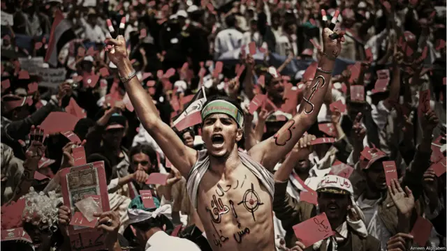 تقارير هيومن رايتس ووتش وثقت مقتل 270 متظاهراً في الفترة من فبراير حتى ديسمبر 2011 - أمين الغابري