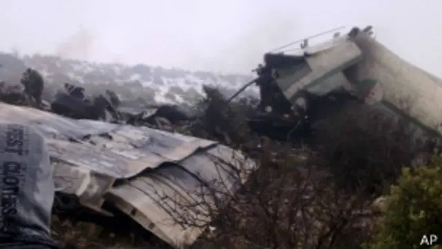 अल्जीरिया में विमान दुर्घटना