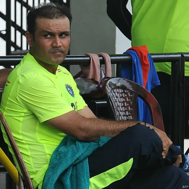 وریندر سہواگ کی قیمت بہت کم رہی اور ان کو پنجاب نے ’صرف‘ تین کروڑ بیس لاکھ روپے میں خریدا۔