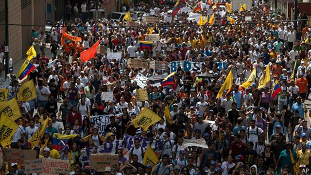 Студенческий марш в Каракасе