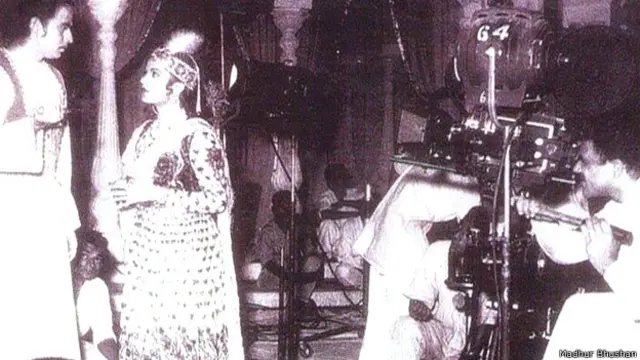 کیسی ستم ظریفی ہے کہ جس دن دلیپ کمار نے سر عام اس محبت کا اظہار کیا تھا اسی دن اس محبت کی کہانی کا اختتام بھی ہوگیا