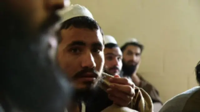 अफ़ग़ान क़ैदी