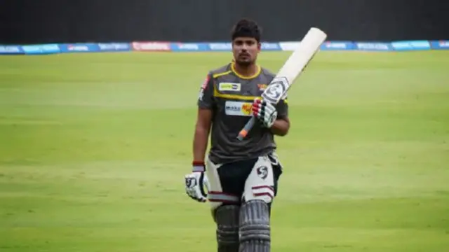 कर्ण शर्मा आईपीएल