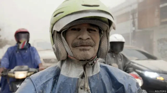 Người dân vùng núi lửa