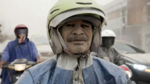 کارپوهان وايي اور غورځونکي غرونه له یوې پراخې چاودنې وروسته کراريږي او د لا سترو چاودونو احتمال یې نه شته.