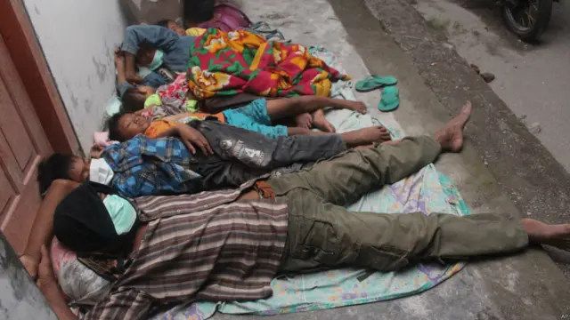 gunung kelud meletus