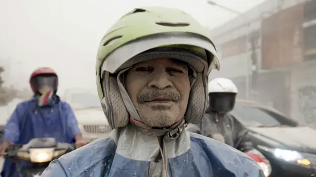 gunung kelud meletus