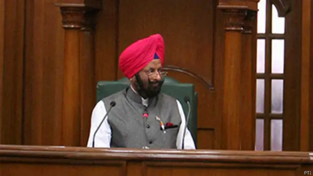 दिल्ली विधानसभा अध्यक्ष एमएस धीर