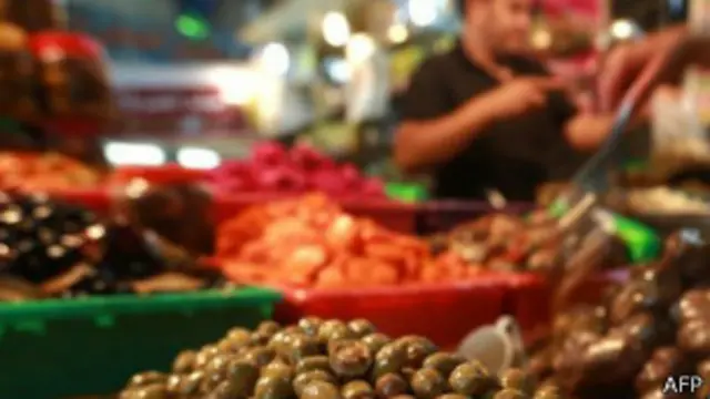 العديد من المشروعات التجارية في غزة تمتلك مولدات كهرباء خاصة