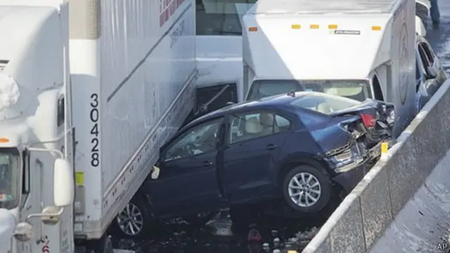 Авария на трассе вблизи Филадельфии