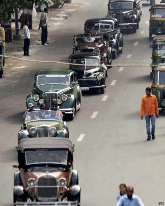 विंटेज कारों की रैली, वडोदरा शहर