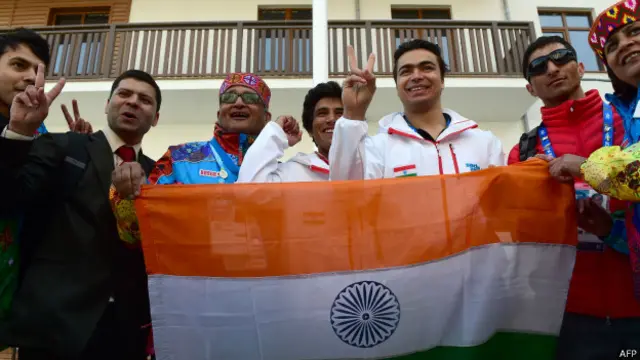 हिमांशु ठाकुर, शिवा केशव, नदीम इक़बाल