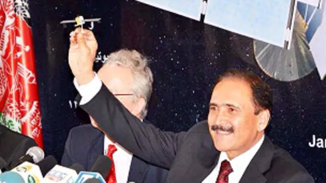 امیرزی سنگین وزیر مخابرات