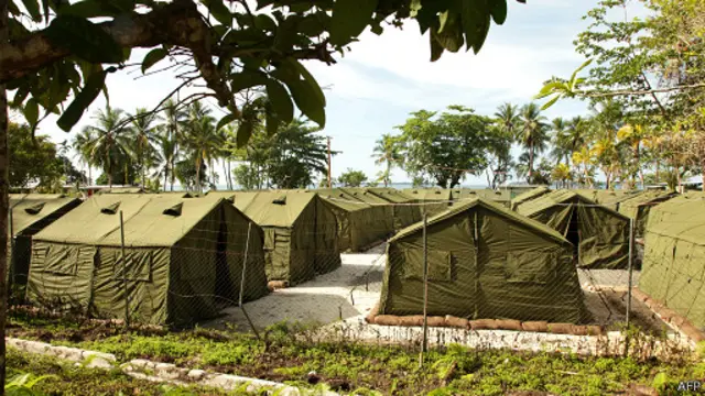 تصویری از اردوگاه پناهجویان استرالیا در جزیره مانوی پاپائو گینه نو