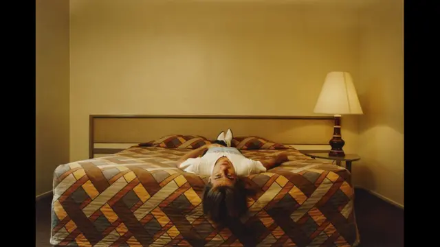 फिलिप लोर्का डिकोर्सिया, फोटो शीर्षकः 'इन हिज ट्वेंटीज', लॉस एंजिलीस, कैलिफोर्निया, 30 डॉलर, 1990-92