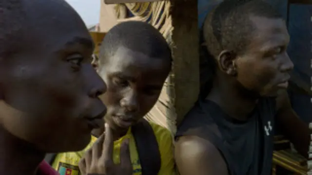 لجأ بعض السكان إلى مخيم مبوكو للاجئين في بانغي فرارا من العنف.