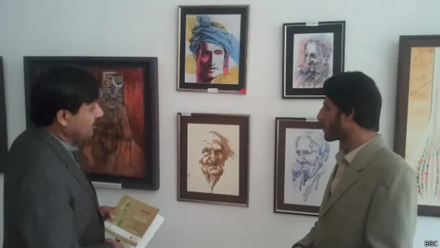 اس نمائش میں پانچ مقامی اورافغانستان کے ایک آرٹسٹ کے فن پارے نمائش کے لیے رکھے گئے ہیں