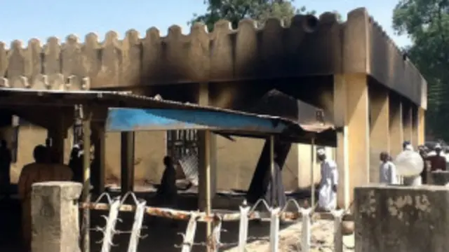 'Yan Boko Haram na kona gidaje da masallatai