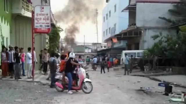 Một số cơ sở kinh doanh của người Việt bị đập phá hồi tháng 1/2014