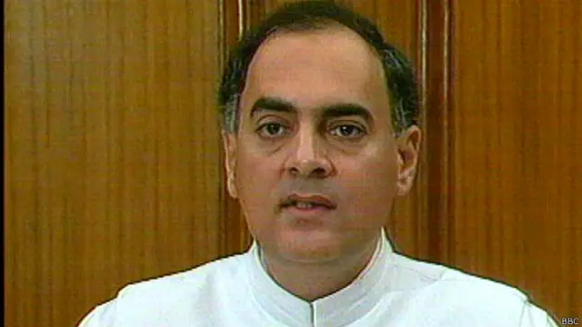 राजीव गांधी