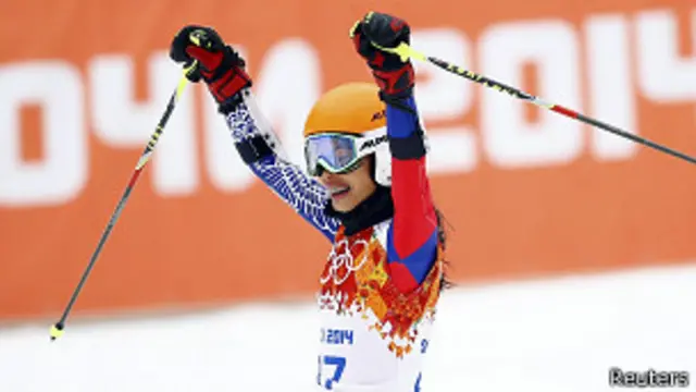 Ванесса Мэй на финише слаломной трассы в Сочи