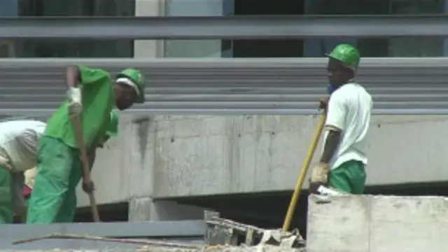 La construcción de los estadios para el Mundial en Brasil ha enfrentado serios problemas.