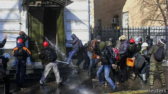 У офиса Партии регионов в Киеве