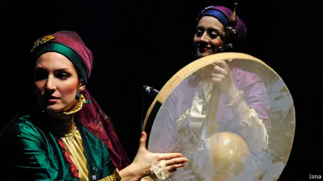 گروه رستاک از محبوبترین گروه های ایرانی است