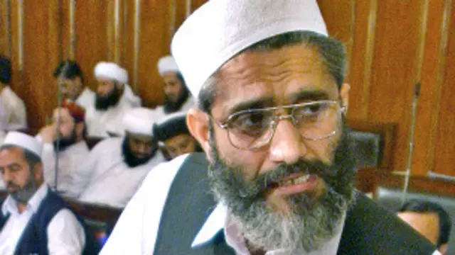 سراج الحق خیبر پختونخوا میں پی ٹی آئی کی حکومت میں سینیئر ومیر کے طور پر کام کر چکے ہی