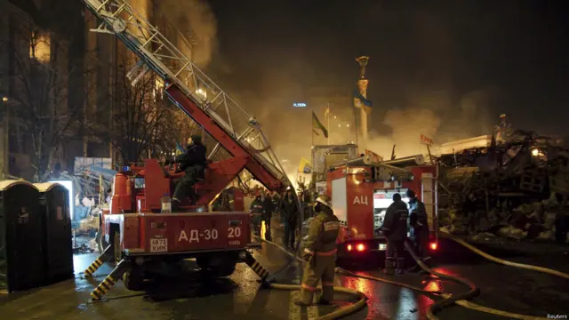 майдан в облозі