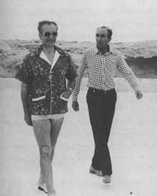 علم با پادشاه در کیش