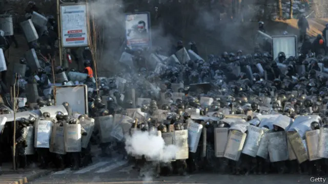 خشونت‌های اوکراین واکنش‌های گسترده بین‌المللی را به همراه داشته است