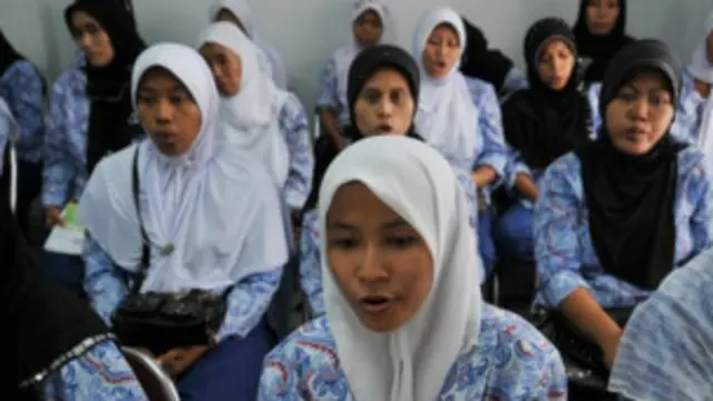 معاہدے کےتحت آجر گھریلو ملازمہ کے پاسپورٹ کو اپنے قبضے میں نہیں رکھ سکے گا