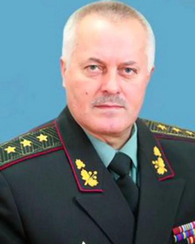 就乌克兰陆军总参谋长扎马纳上将被解职,当局没有作出任何解释。