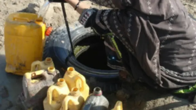 د ځینو سروې ګانو د اټکل له مخې،‌ د افغانستان هر وګړی نژدې ۱۷۰۰ متر مکعب اوبه لګوي، خو دا مهال د هر وګړي لپاره ۳۲۰۰ متر مکعب اوبه موجودې دي.