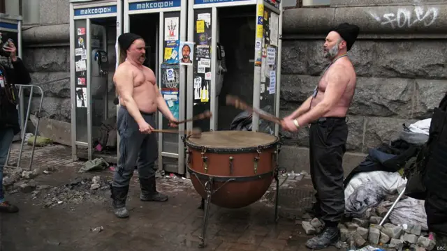 Казаки с барабанами