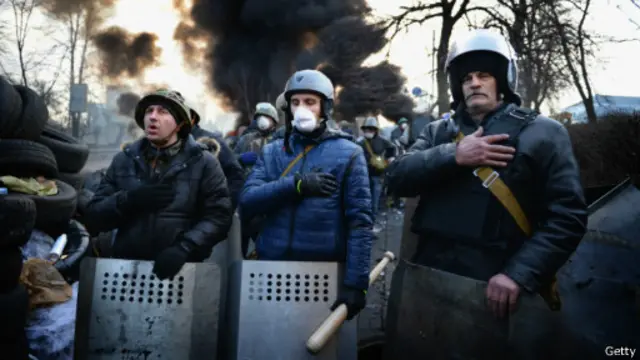 Защитники майдана 21 февраля прощались с погибшими