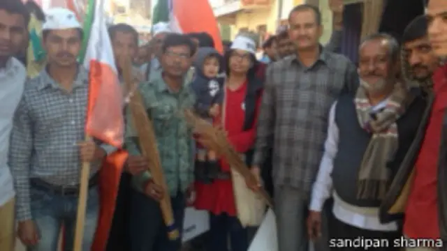 शर्मीला कनाडा की स्थाई निवासी हैं. पर दिल खालिस हिन्दुस्तानी.