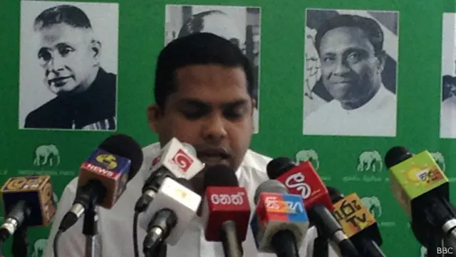 'පළාත් සභා ඉල්ලන්න පාර්ලිමේන්තුවෙන් ඉල්ලා අස් වෙන්නේ ඕන. වෙන විකල්පයක් නෑ'