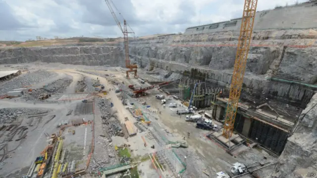 Construcción de la represa de Belo Monte