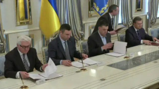 تېره ورځ د حکومت او اپوزېسيون ترمنځ د ټاکنو د رامخکې کېدو تړون وشو