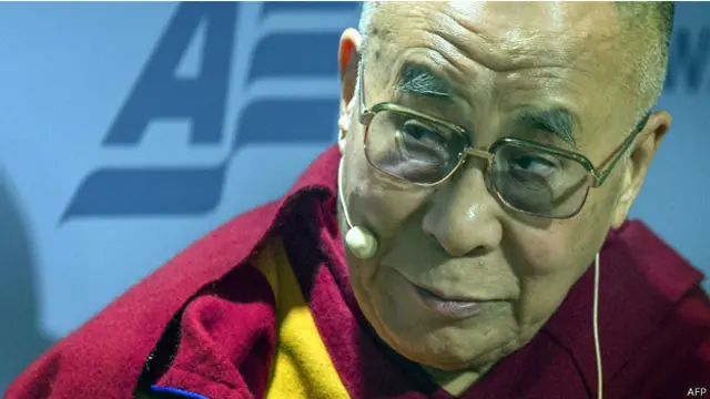 تصف الصين الدلاي لاما بأنه "ذئب يرتدي ثوب حمل"