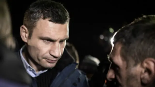 بی بی سی سے بات کرتے ہوئے ویٹالی کلیشیکو نے کہا کہ 25 مئی کو ہونے والے انتخابات میں صدر کا انتخاب بھی ہونا چاہیے