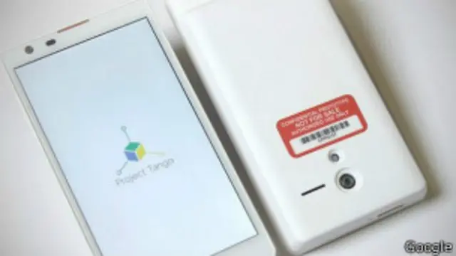 وفرت غوغل 200 نموذج من الهاتف الجديد لمطوري التطبيقات الراغبين في صناعة برامج لأجله