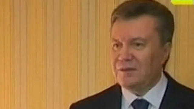 عزل يانكوفيتش على يد البرلمان يوم السبت