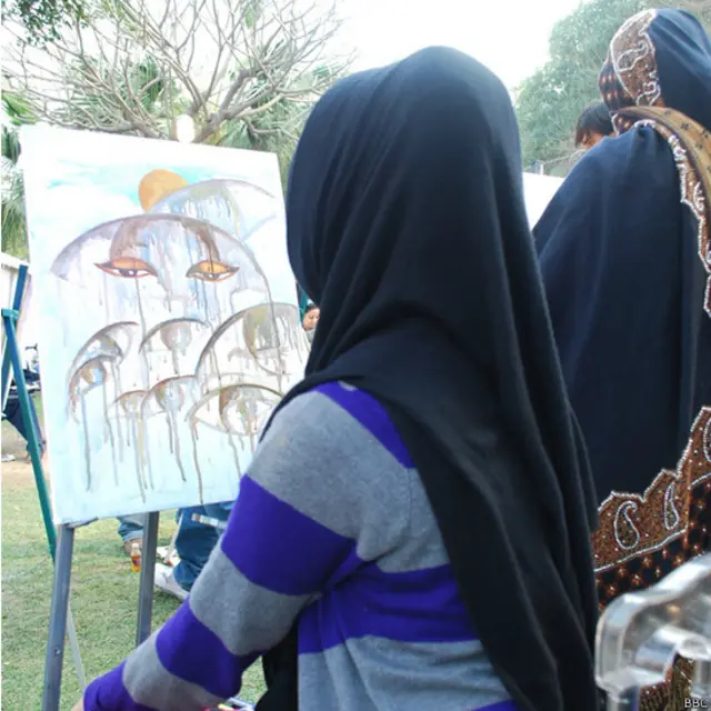 مقابلے میں حصہ لینے والوں کا خیال ہے کہ اس طرح کی سرگرمیاں کسی بھی معاشرتی صحت کے لیے ضروری ہیں۔