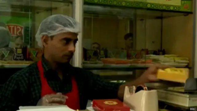 चंदू हलवाई की दुकान